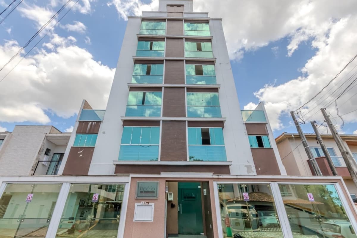 Apartamento à venda no bairro Centro em Camboriú/SC