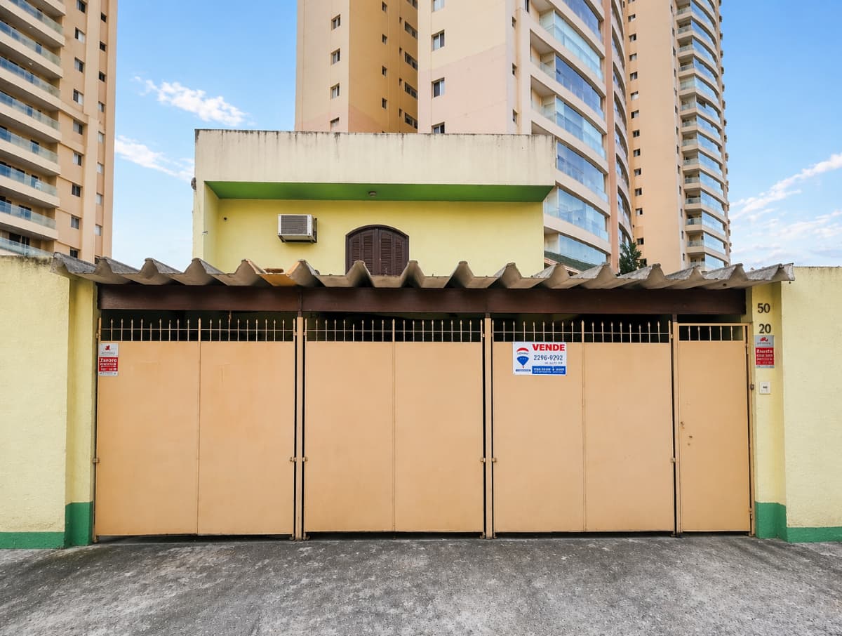 Casa à venda no bairro Vila Sofia em São Paulo/SP