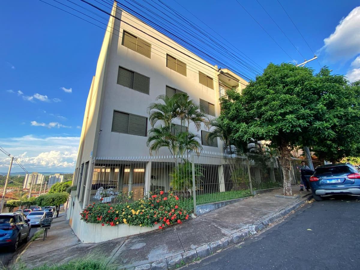 Apartamento à venda no bairro Jardim Castelo Branco em Ribeirão Preto/SP