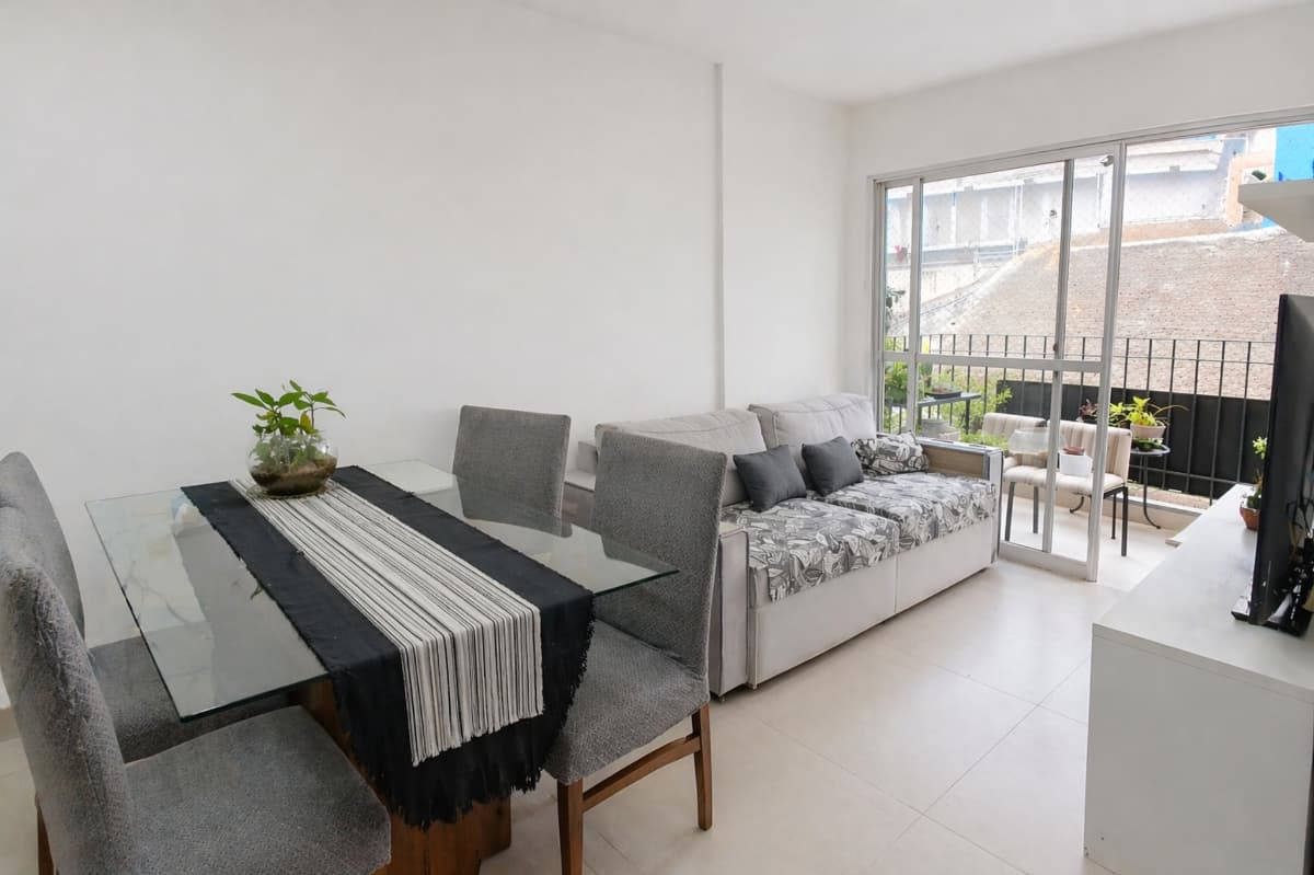 Apartamento à venda no bairro Vila Ipojuca em São Paulo/SP