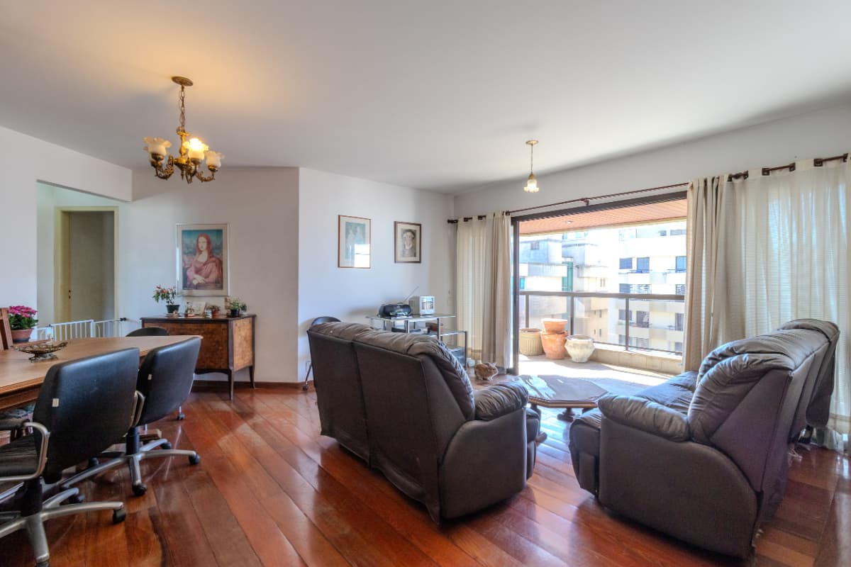Apartamento à venda no bairro Moema em São Paulo/SP