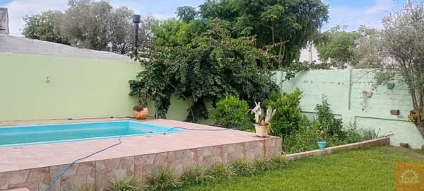Casa em Pelotas - Laranjal