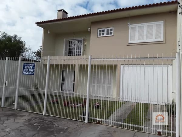 Casa Alvenaria para Venda em Laranjal Pelotas-RS