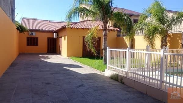 Casa em Pelotas - Laranjal