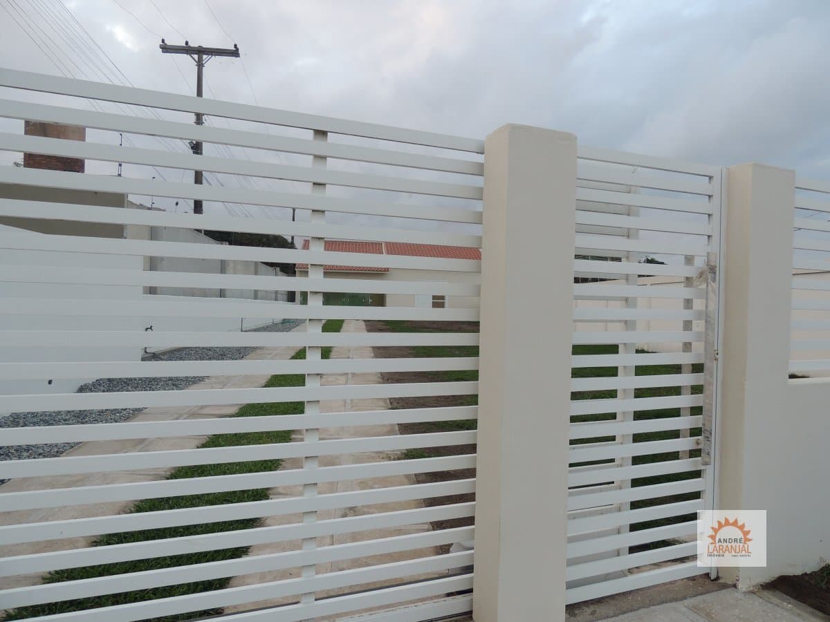 Casa Térrea para Venda em Laranjal Pelotas-RS