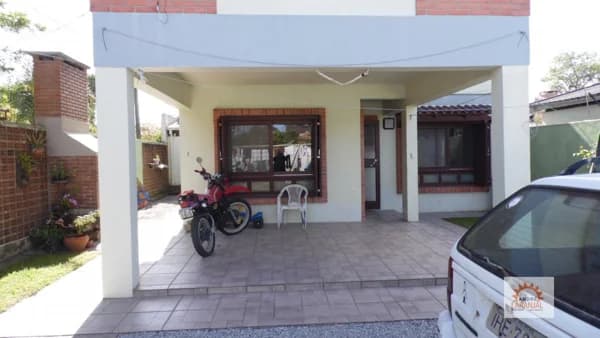 Casa Alvenaria para Venda em Laranjal Pelotas-RS