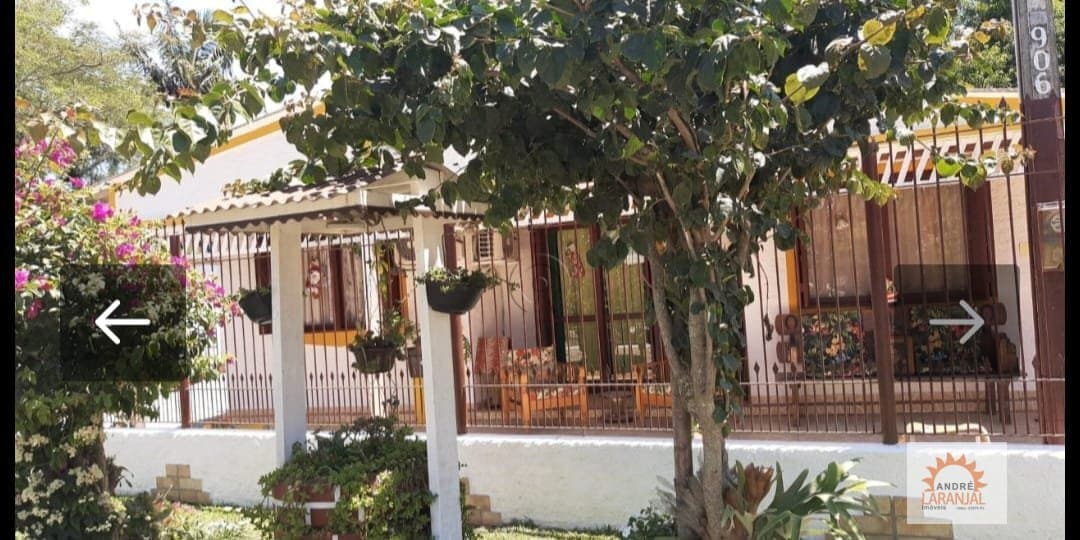 Casa Alvenaria para Venda em Laranjal Pelotas-RS