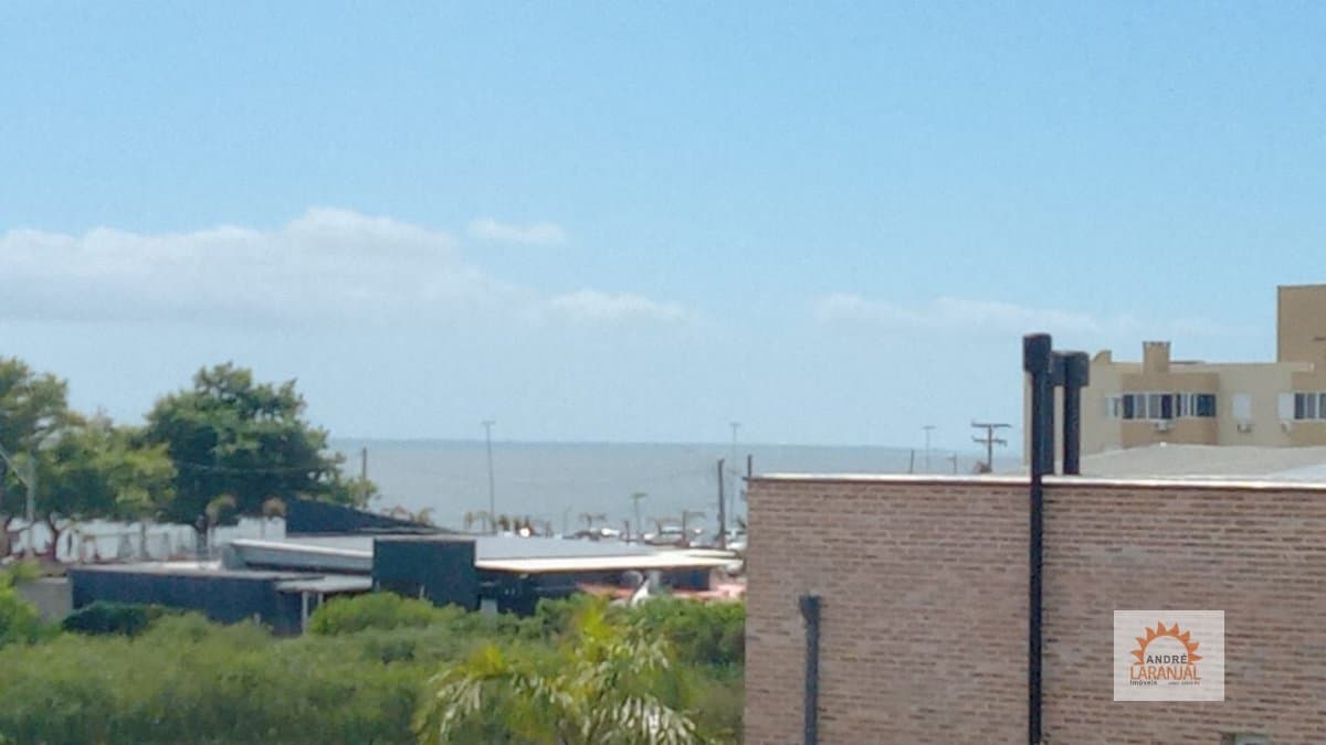 Casa Alvenaria para Venda em Laranjal Pelotas-RS