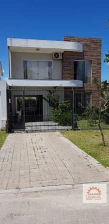 Casa Alvenaria para Venda em Laranjal Pelotas-RS