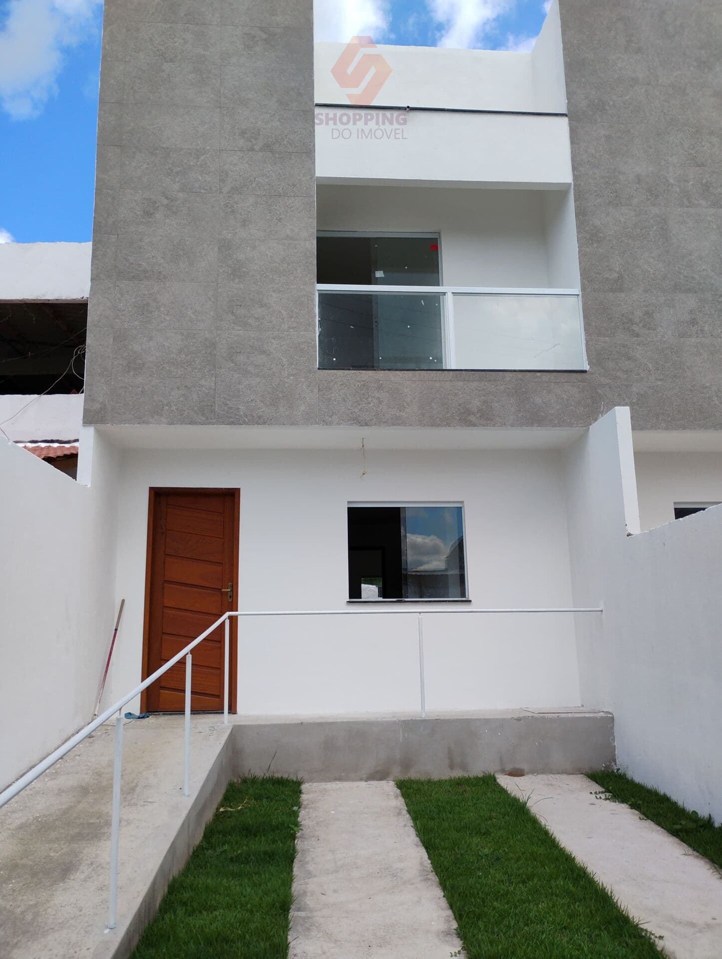 Casas 3 quartos com suíte e quintal em Macafé