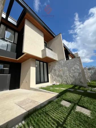 Casa Duplex com 2 suites em Morada de Laranjeiras