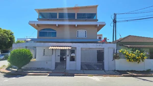 Sobrado em Serra - Parque Residencial Laranjeiras