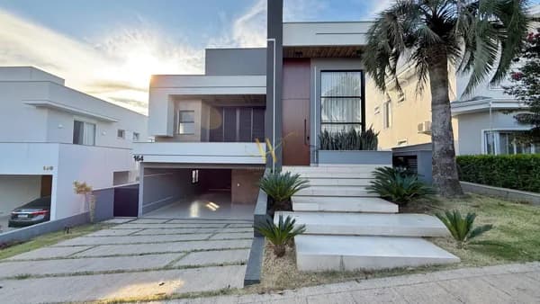 Sobrado com 3 Quartos Jardim Vila Paradiso 350m²
