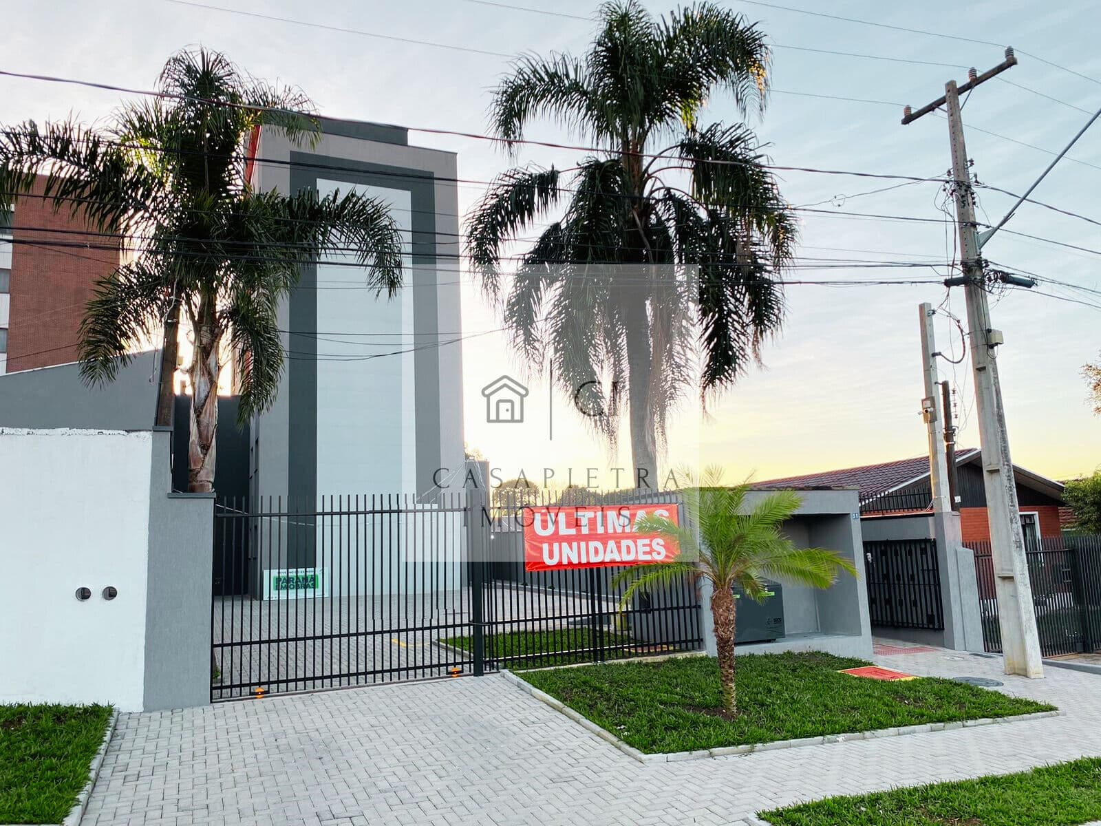 Apartamento 1 e 2 quartos Capão da Imbuia 26m2
