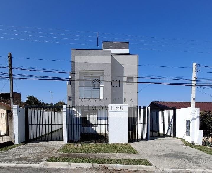 Triplex no bairro Xaxim com 3 quartos e terraço - 118m²