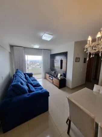 Apartamento três quartos uma suite