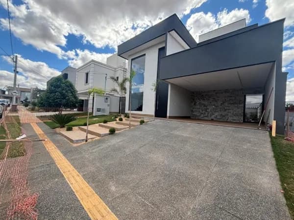 Sobrado com 4 dormitórios à venda, 241 m² por R$ 1.490.000,00 - Jardins Bolonha - Senador Canedo/GO