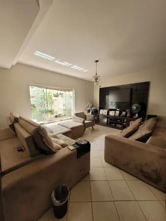 Casa com 5 dormitórios à venda, 230 m² por R$ 1.060.000,00 - Jardim América - Goiânia/GO
