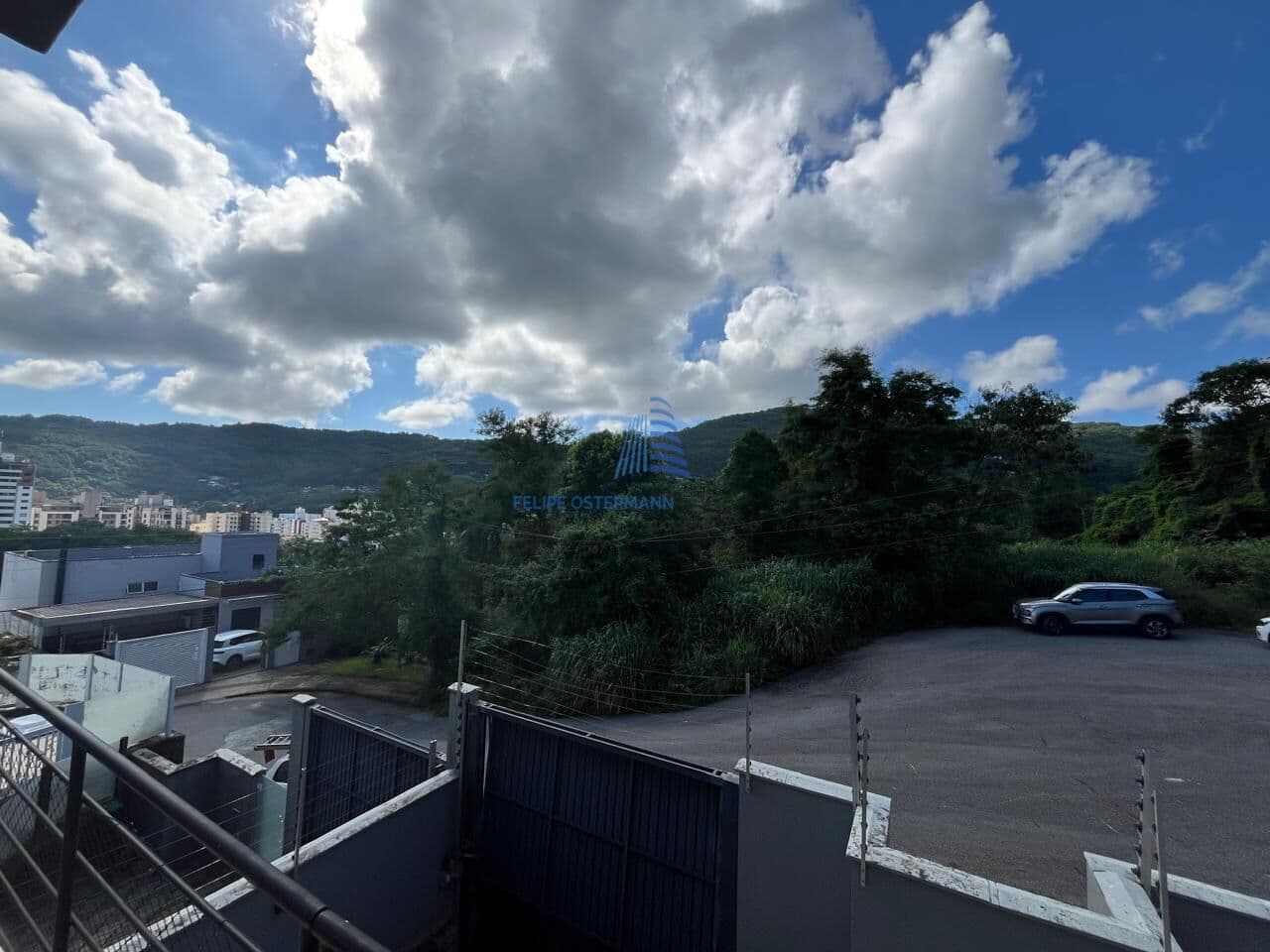 Casa em Córrego Grande, 3 suítes, energia solar, cisterna, 2 vaga de garagem, Florianópolis/SC