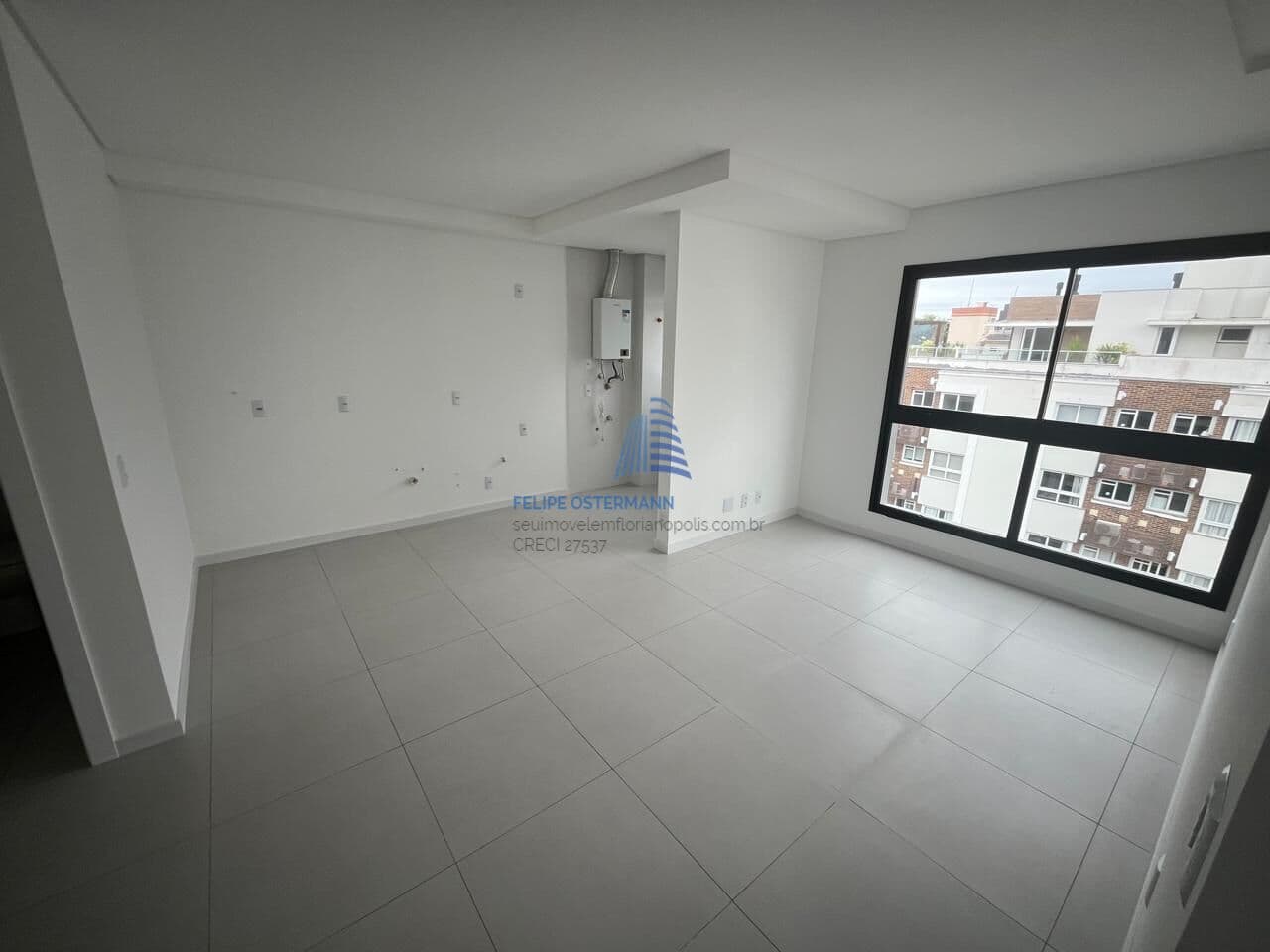 Apartamento no bairro Trindade Novo, 2 suítes, lavabo e 1 vaga garagem