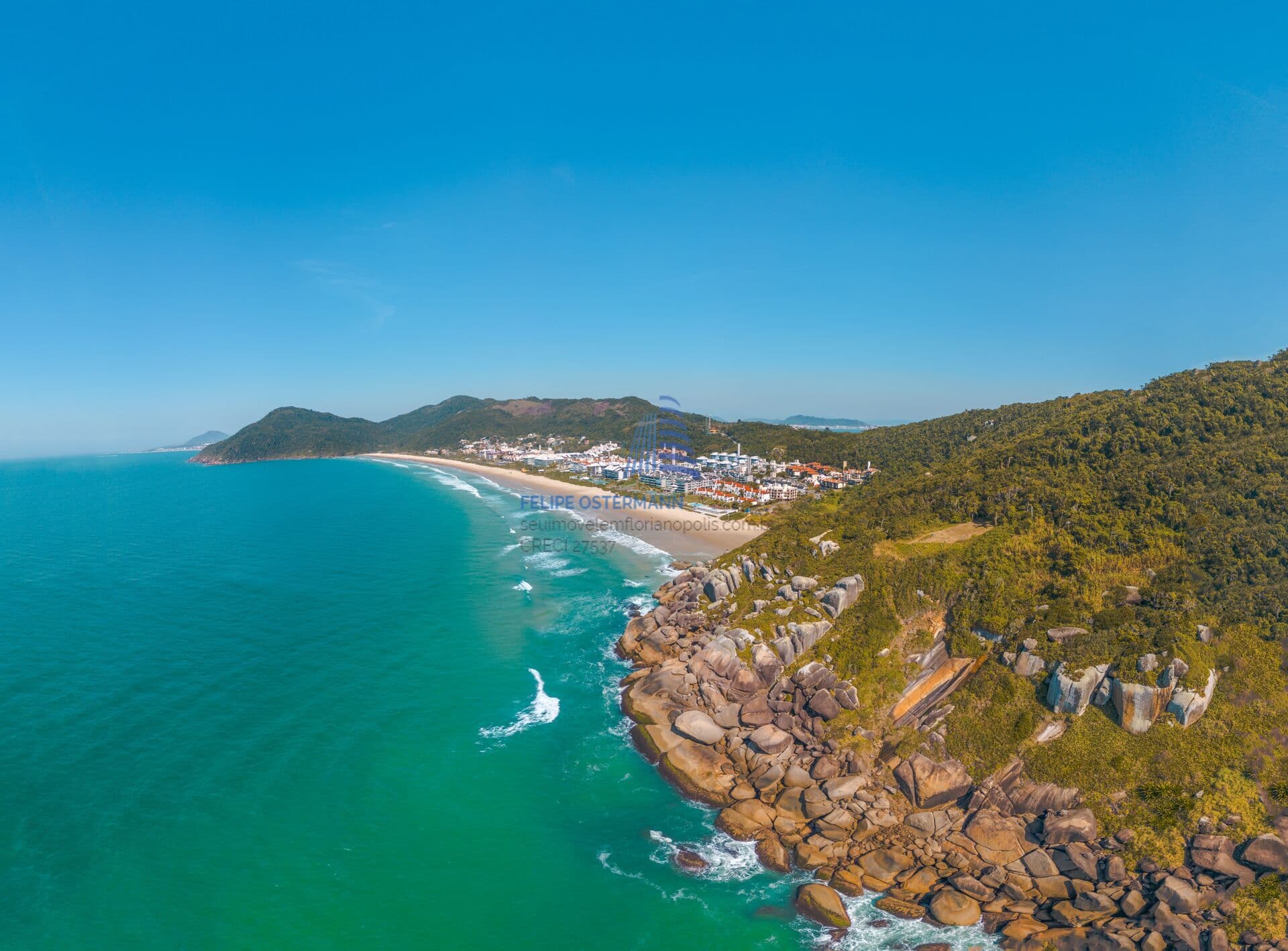 Studios, lofts duplex, 01 dormitório e coberturas 02 suítes na Praia Brava, Florianópolis/SC
