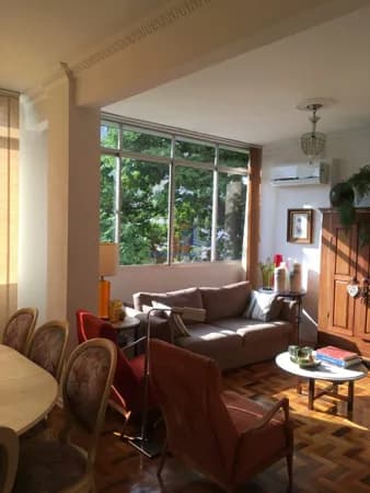 Amplo (108m²) apartamento de 03 dormitórios (suíte) – Centro - Florianópolis/SC