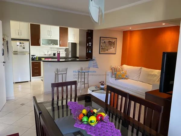 Apartamento na Avenida Madre Benvenuta, 3 dormitórios, vaga de garagem coberta, Florianópolis/SC