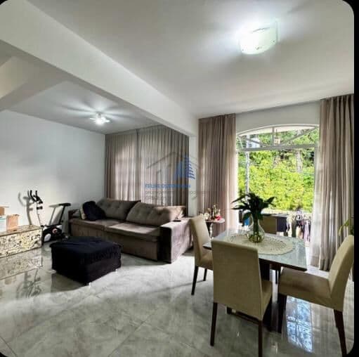 Apartamento reformado e mobiliado em Saco dos Limões, Florianópolis/SC