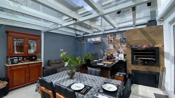 02 Casas na Agronômica em Florianópolis SC