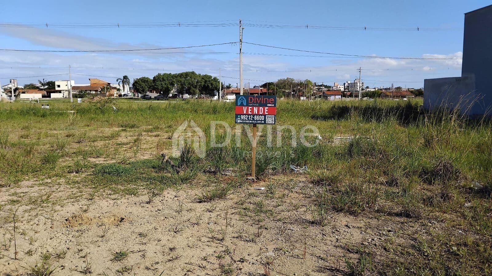 TERRENO NO LOTEAMENTO VILLAGIO DAS PEDRAS
