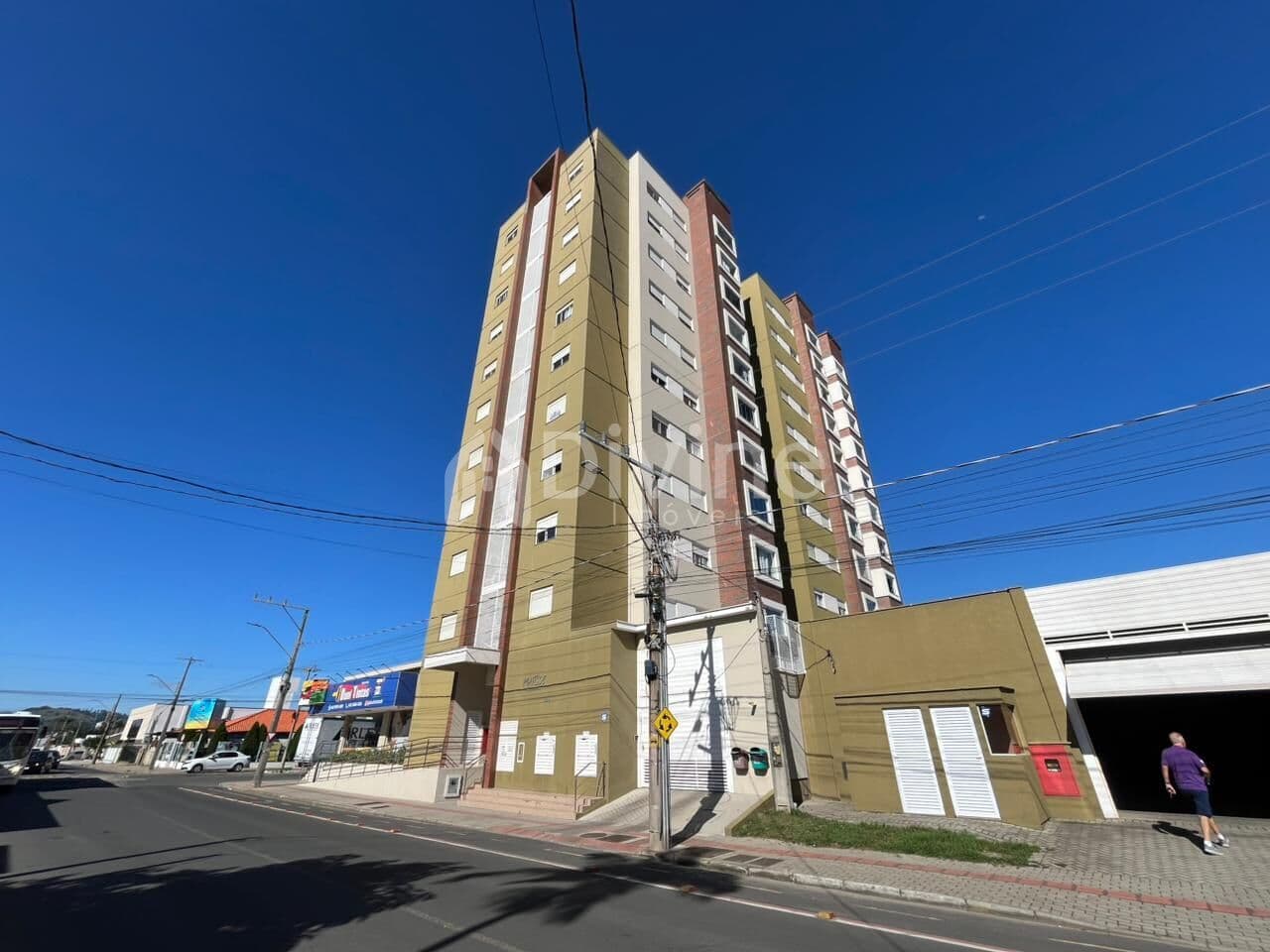 APARTAMENTO NO CENTRO