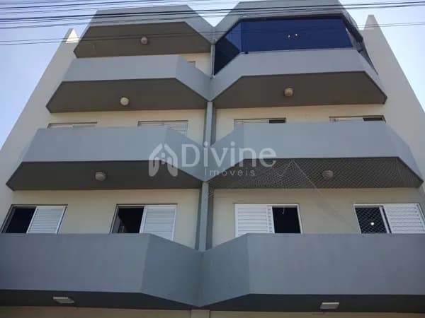 APARTAMENTO COBERTURA NA LAGUNA
