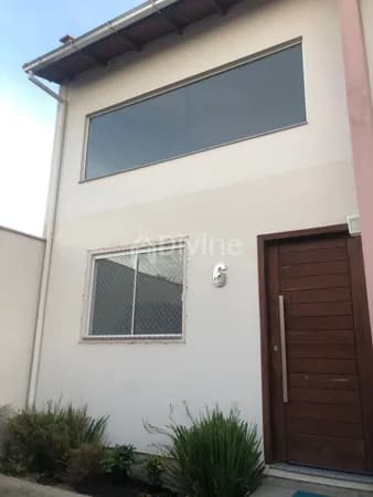 APARTAMENTO NO HUMAÍTA DE CIMA