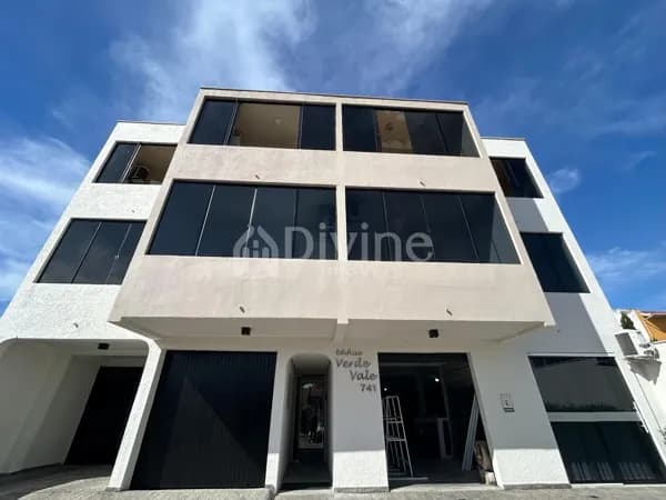 APARTAMENTO NO CENTRO