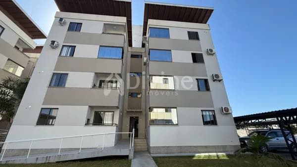 APARTAMENTO NO SANTO ANTONIO DE PÁDUA