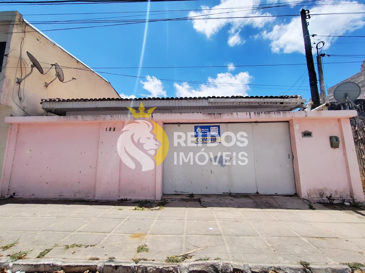 Casa em Heliópolis, Garanhuns-PE.
