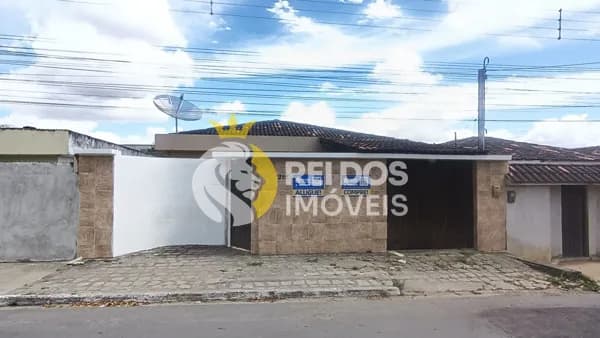 Casa para venda no bairro da Boa Vista, Garanhuns-PE.