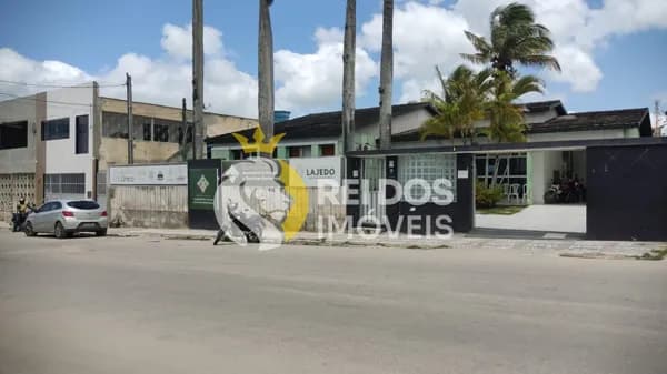 Casa GIGANTESCA em Lajedo - Residencial/Comercial
