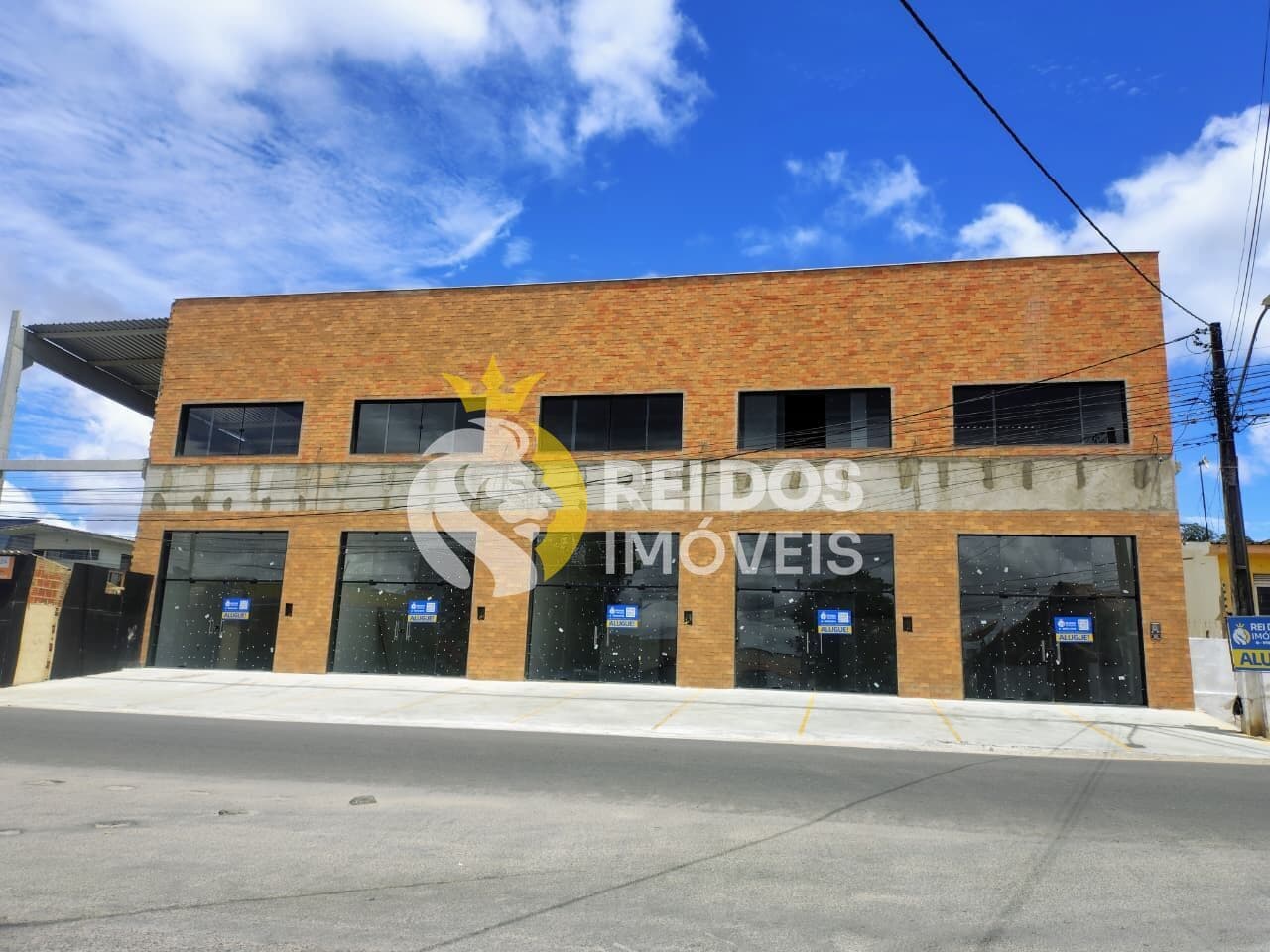 GALERIA COMERCIAL DISPONÍVEL PARA ALUGAR