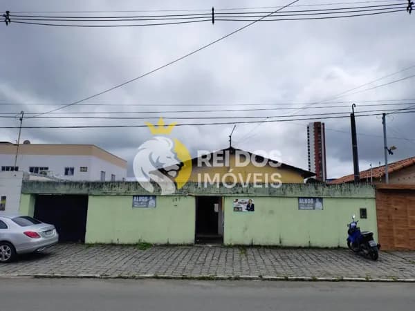 Casa comercial para alugar em Heliópolis – Rua Francisco Gueiros, Garanhuns