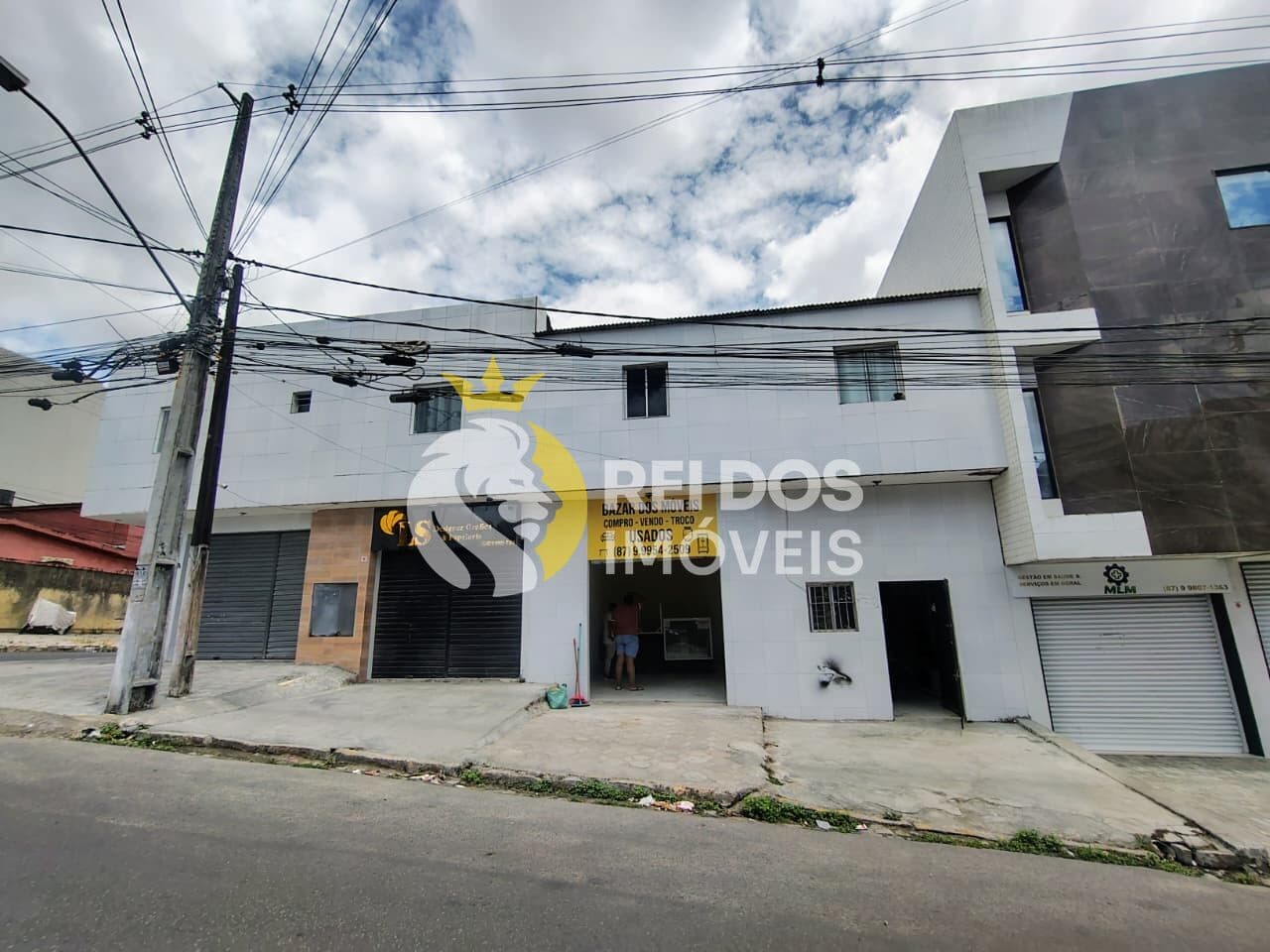 Ponto Comercial próximo a UPE