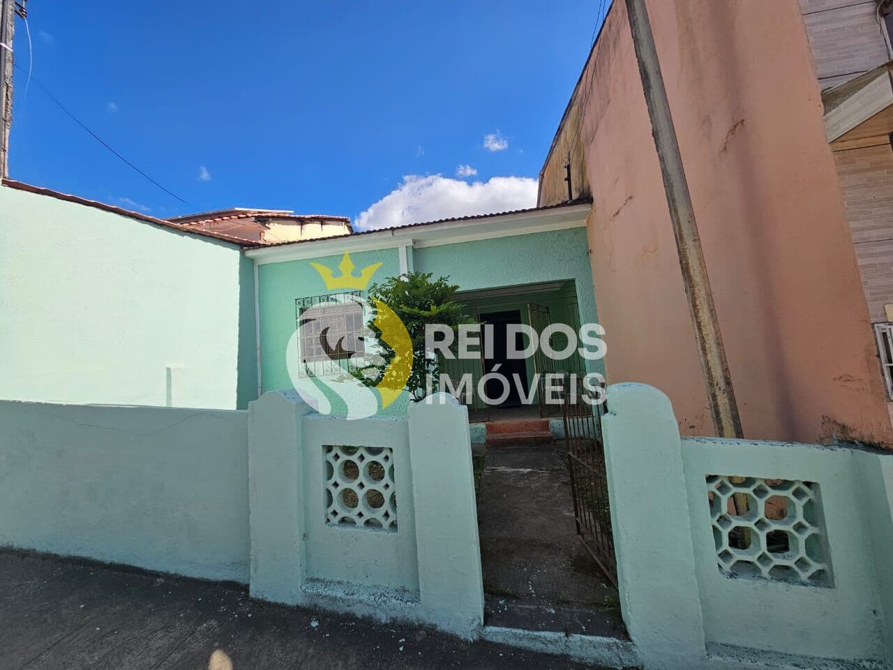 Casa à venda no centro de Garanhuns