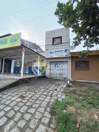 Ponto comercial + Apartamento