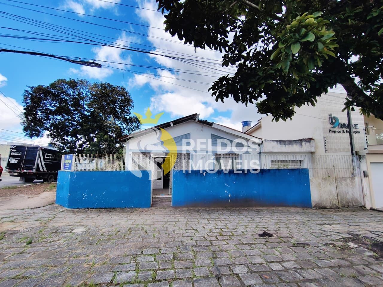 Casa comercial no coração de Heliópolis