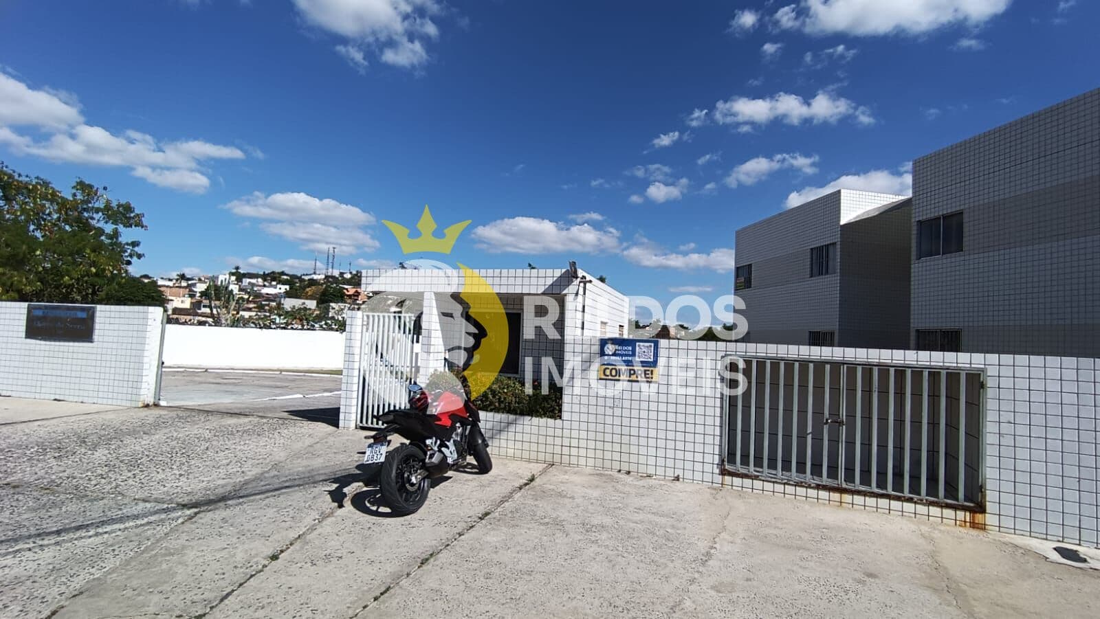 AÁRTAMENTO TÉRREO DISPONIVEL PARA COMPRA NO RESIDENCIAL FLORES DA SERRA