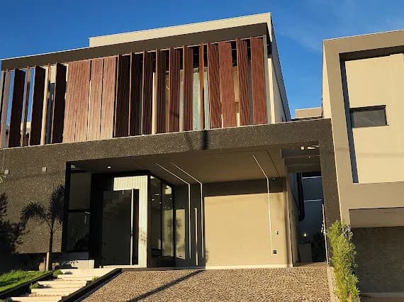 Casa à venda em Londrina/PR