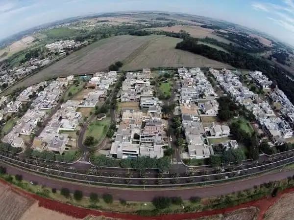 Terreno à venda em Londrina/PR