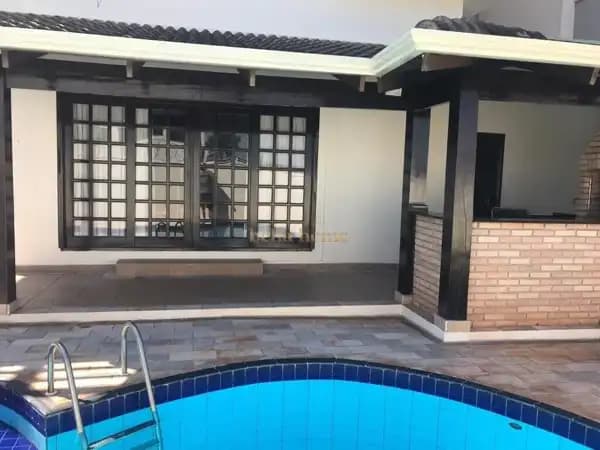 Casa à venda em Londrina/PR