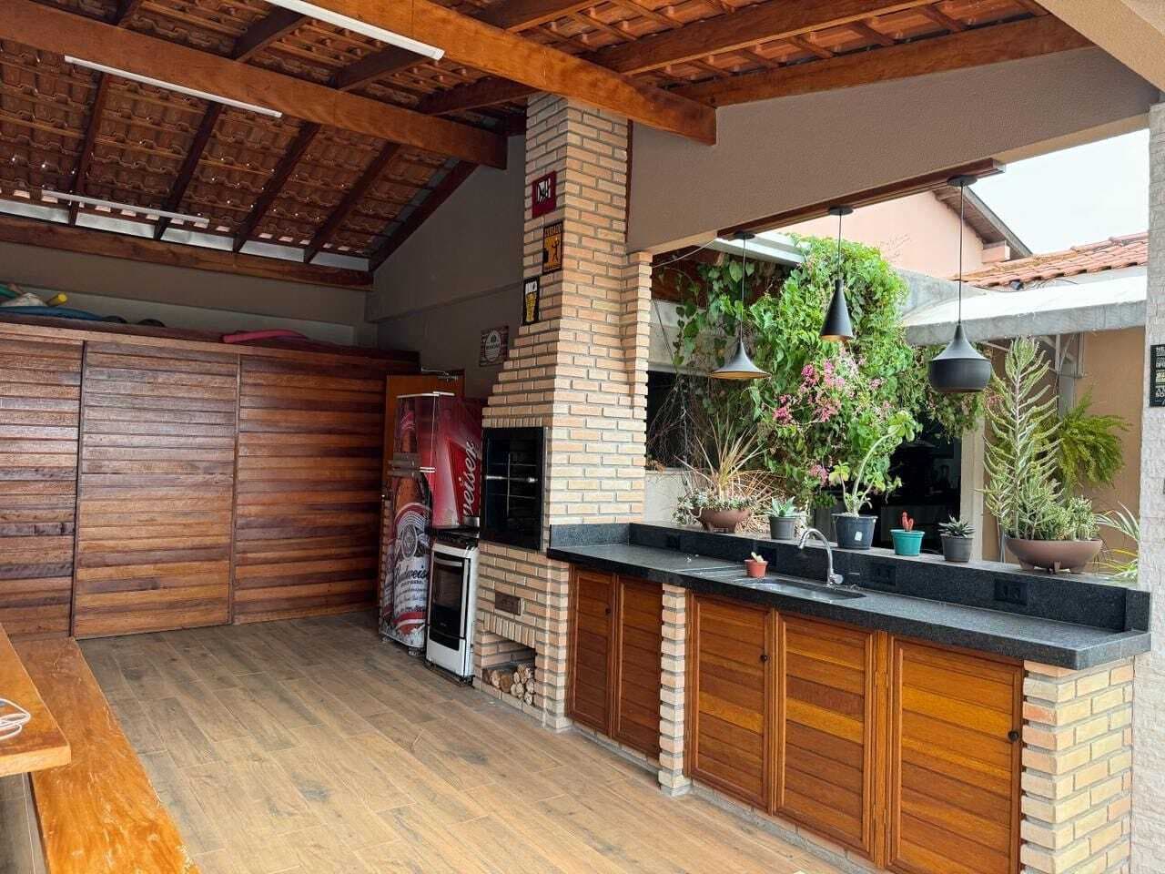 JD. SHANGRI-LÁ A – CASA TÉRREA À VENDA – 3 DORMITÓRIOS (3 SUITES)