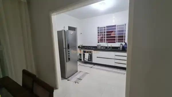 Casa à venda em Londrina/PR